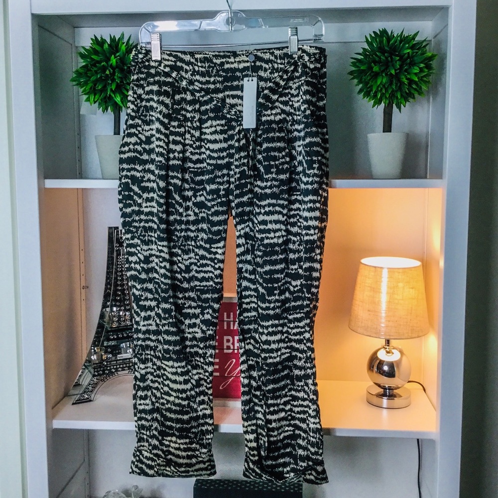 Costa Blanca Festive Capris